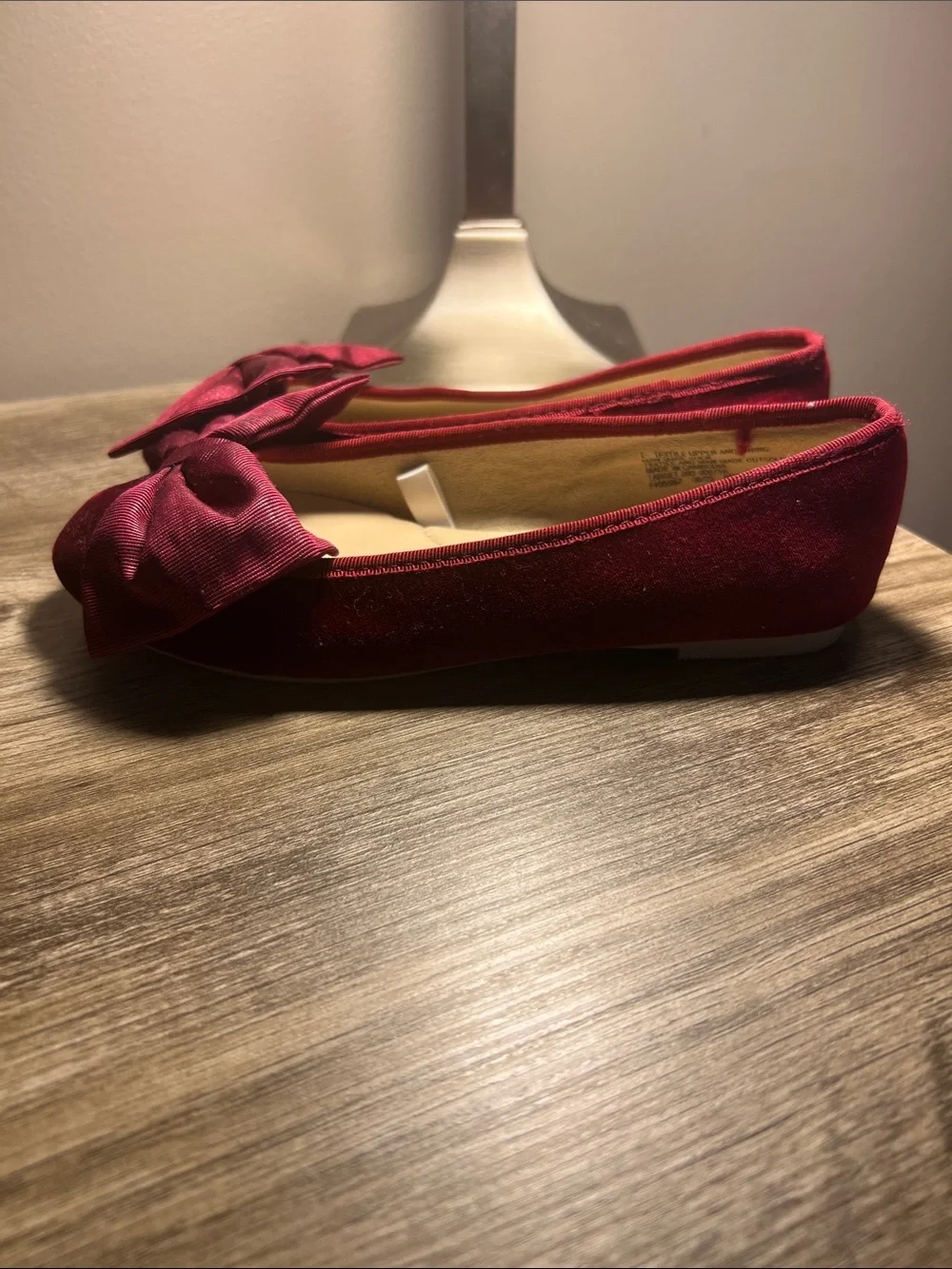 Cat & Jack Red Velvet Bow Ballet Flats for Kids stock (22)